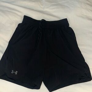 Under Armor Mens Fitted Gym Shorts